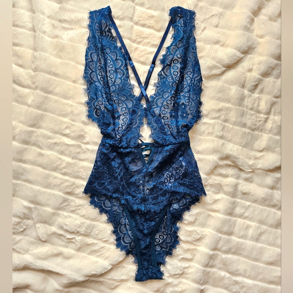 Peacock Blue Deep-V Lace Ruffle Corset Back Teddy Bodysuit, Lingerie, Small